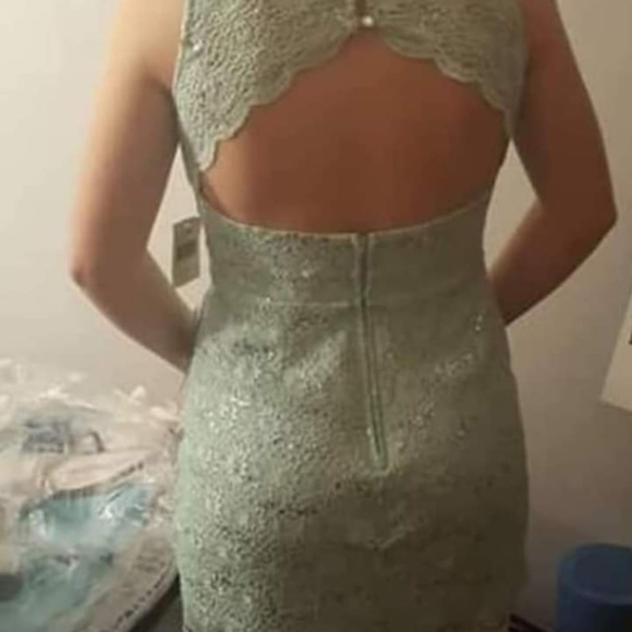 Homecoming dress - Picture 2 of 3